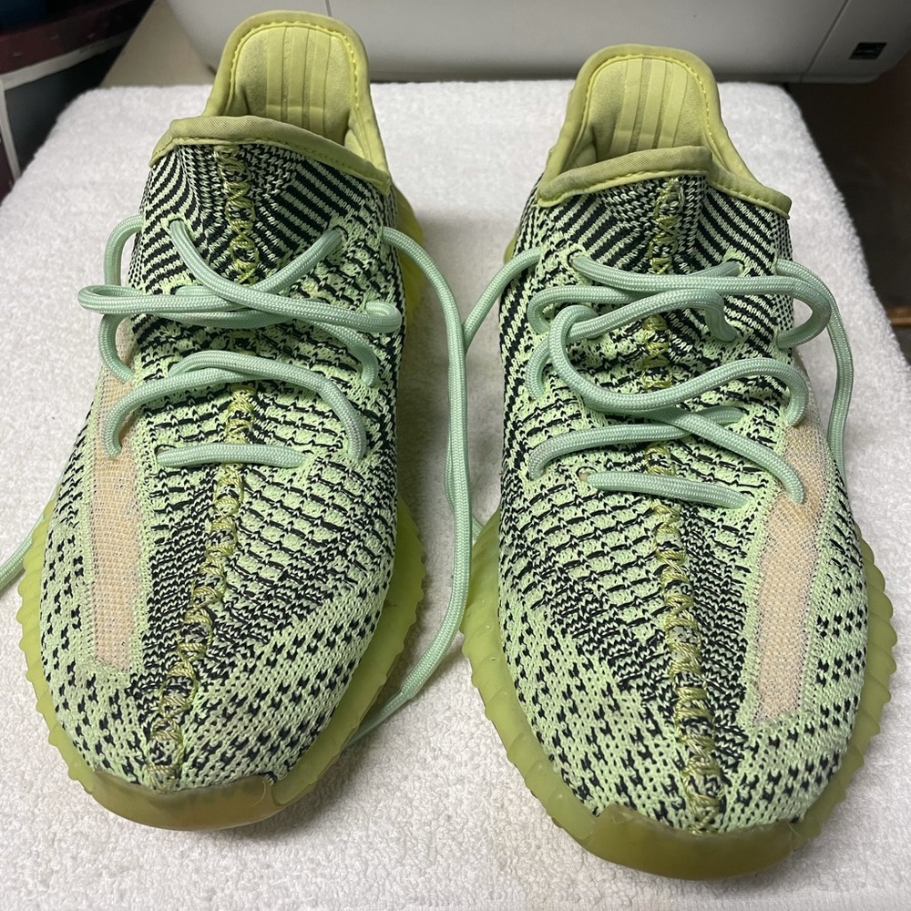 Adidas Yeezy Boost 350 V2